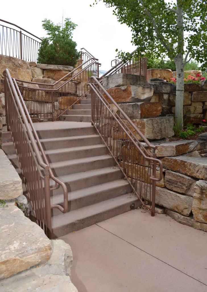 Buff Flagstone from Masonville Stone Used in Landscaping Projects